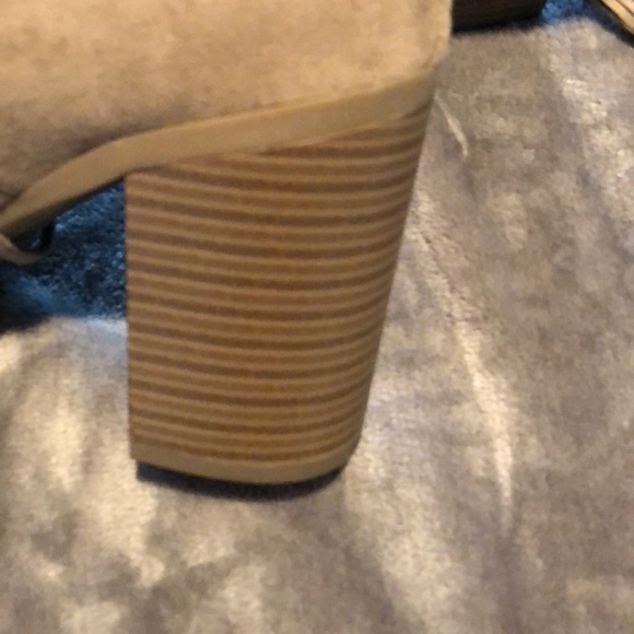 A.N.A booties - Picture 4 of 6